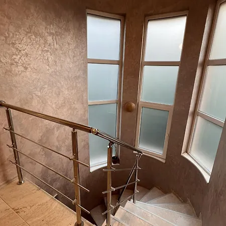 Euro House בית נופש