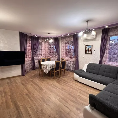 Euro House בית נופש בורגאס